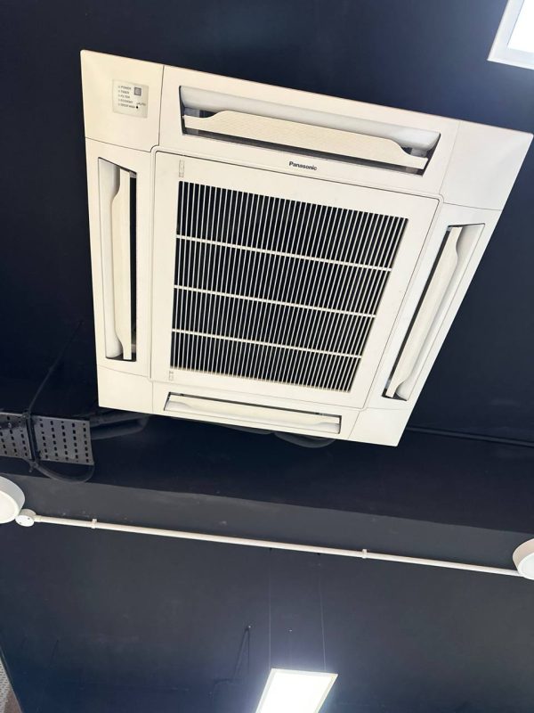 Air Conditioner PANASONIC R410 cassette 2.5 HP