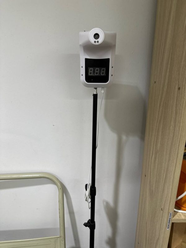 Digital Thermometer with Stand